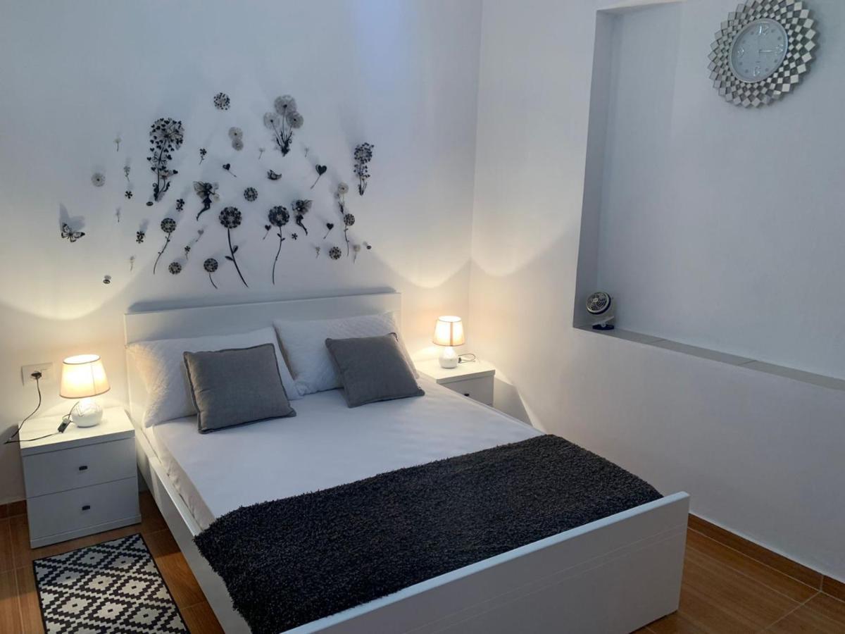 Vjola Apartments 2 Sarande Exterior photo